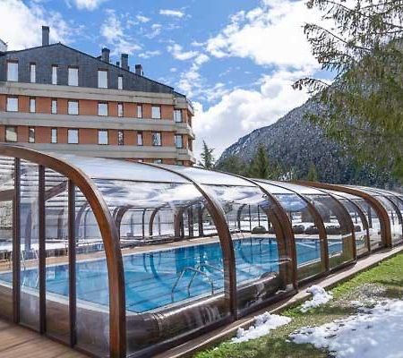 Hotel Montarto Baqueira Beret Dış mekan fotoğraf
